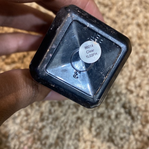 Elf matte magic mist and spray - Picture 2 of 2